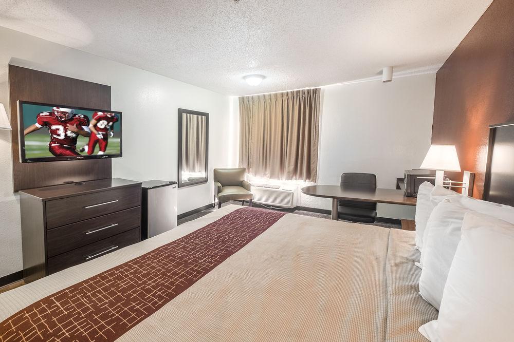 Red Roof Inn & Suites Savannah Airport Pooler Exteriör bild