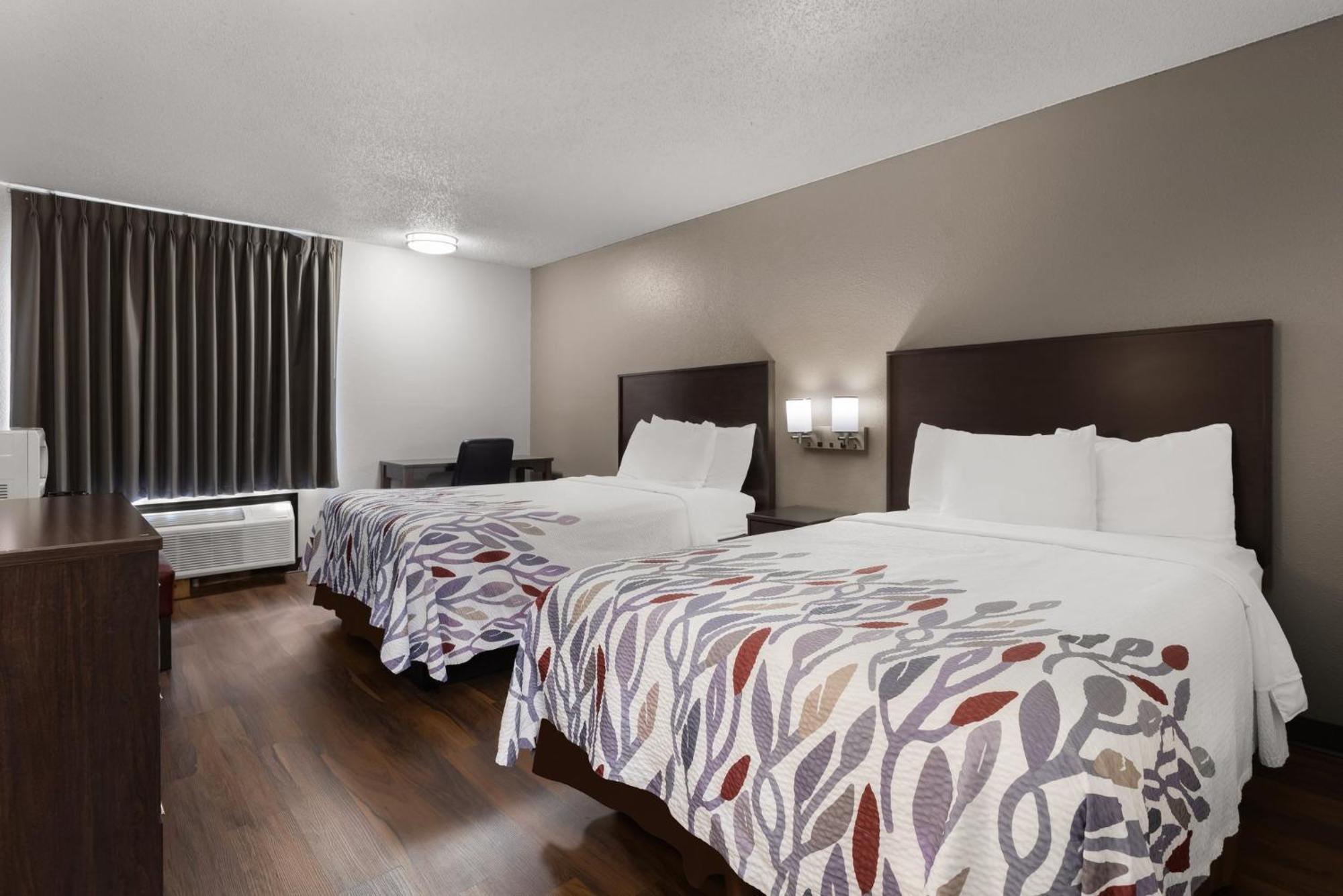 Red Roof Inn & Suites Savannah Airport Pooler Exteriör bild