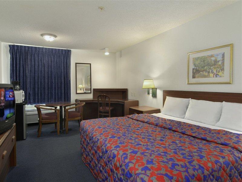 Red Roof Inn & Suites Savannah Airport Pooler Rum bild