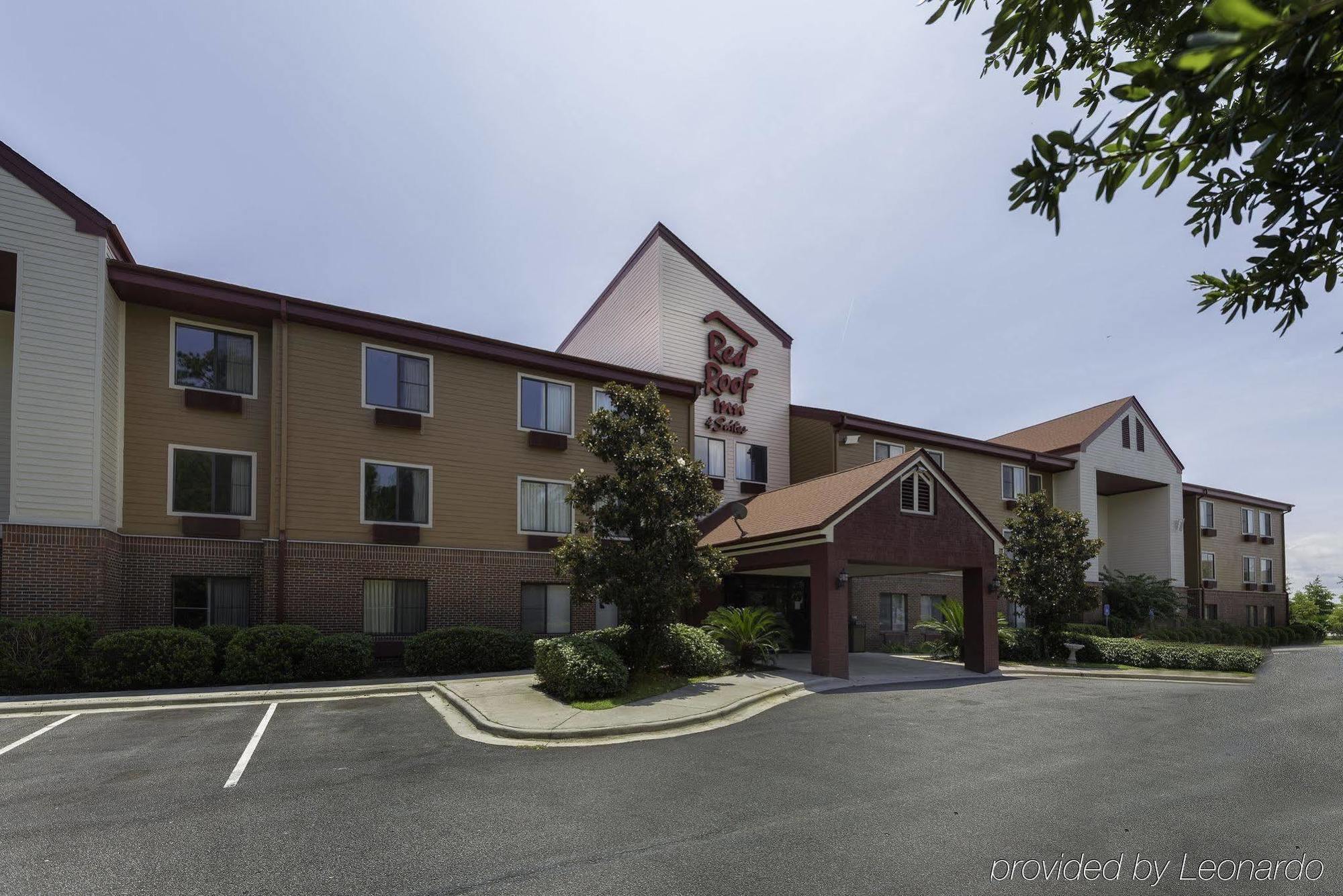 Red Roof Inn & Suites Savannah Airport Pooler Exteriör bild