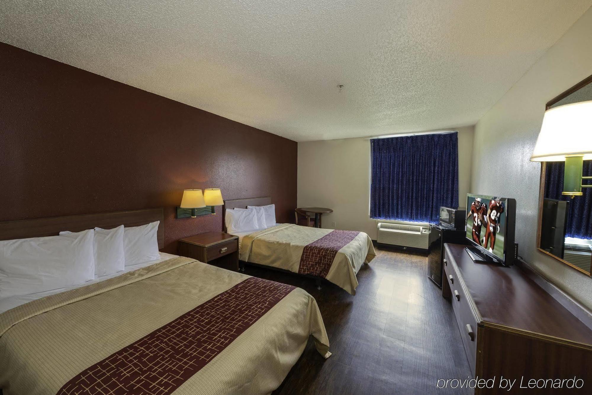 Red Roof Inn & Suites Savannah Airport Pooler Exteriör bild